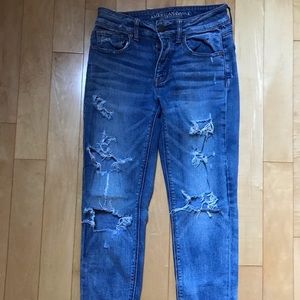 AE Tom Girl Medium Wash Distressed Jeans